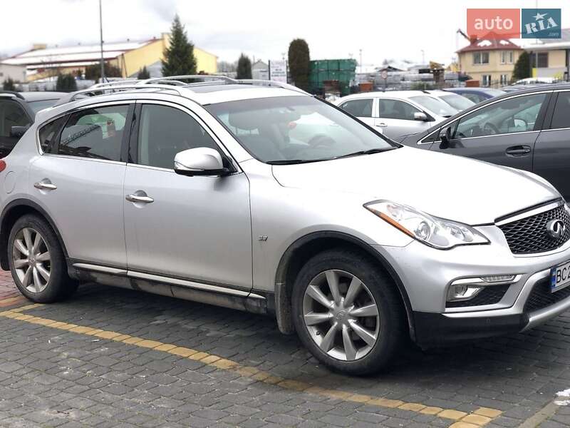 Внедорожник / Кроссовер Infiniti QX50 2016 в Львове