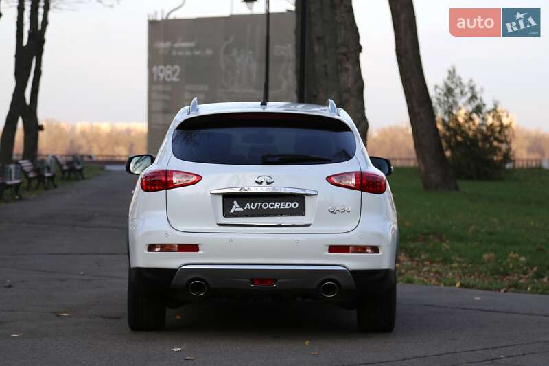 Внедорожник / Кроссовер Infiniti QX50 2017 в Киеве