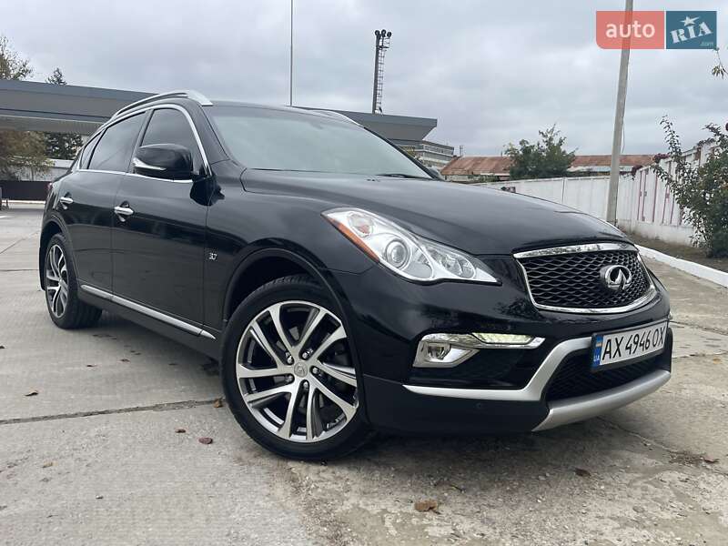 Позашляховик / Кросовер Infiniti QX50 2016 в Харкові