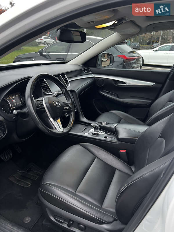 Внедорожник / Кроссовер Infiniti QX50 2018 в Кременчуге