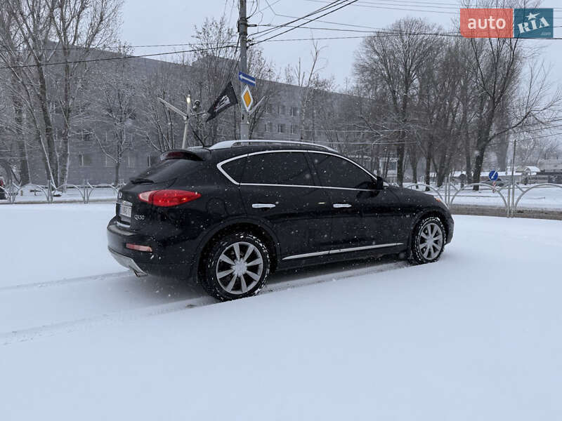Позашляховик / Кросовер Infiniti QX50 2017 в Дніпрі