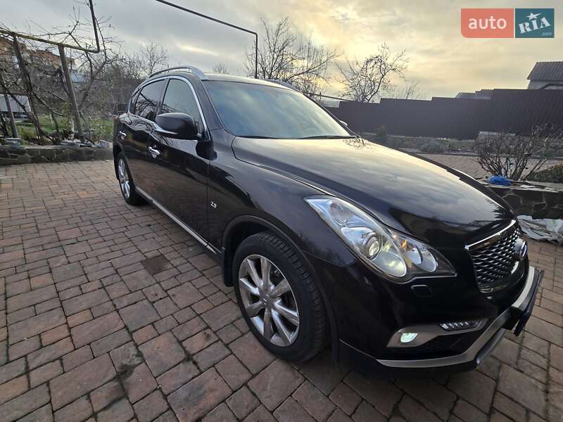 Внедорожник / Кроссовер Infiniti QX50 2017 в Умани