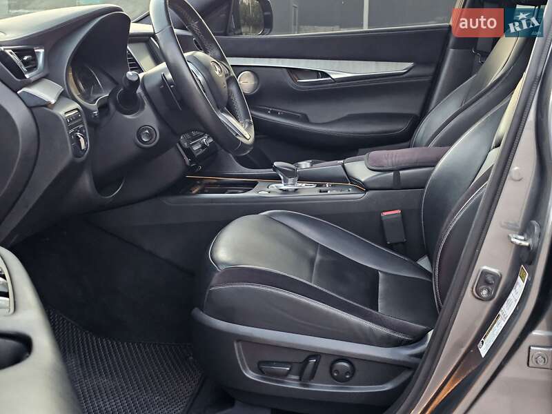 Внедорожник / Кроссовер Infiniti QX50 2018 в Белой Церкви