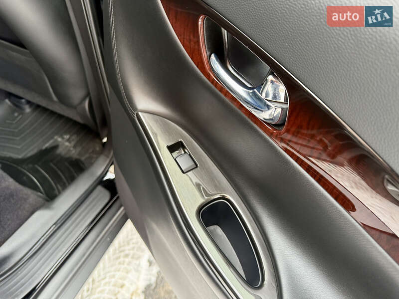 Позашляховик / Кросовер Infiniti QX50 2017 в Умані