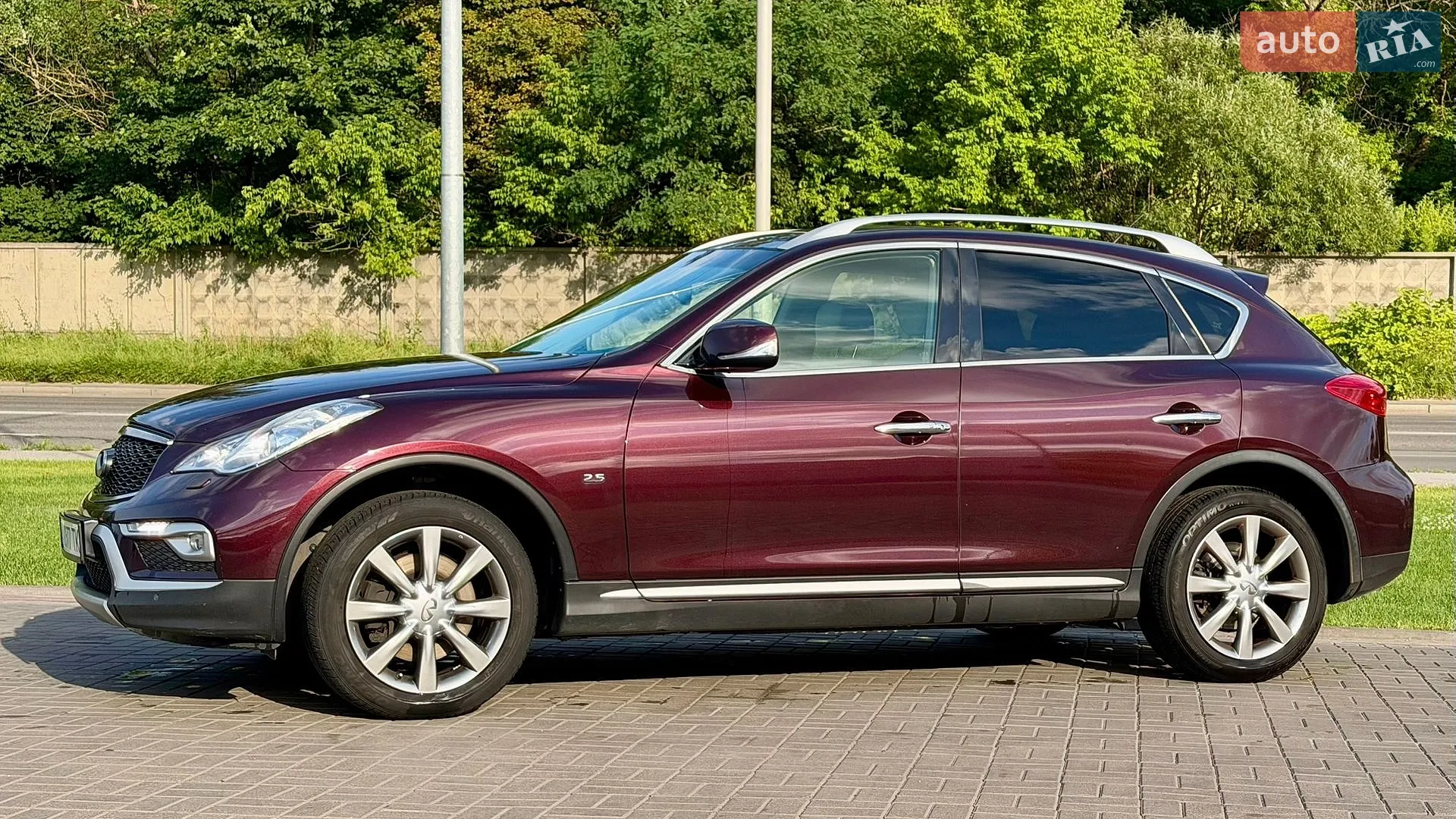 2017 Infiniti QX50 - мініатюра 2