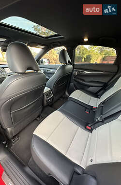 Позашляховик / Кросовер Infiniti QX55 2021 в 