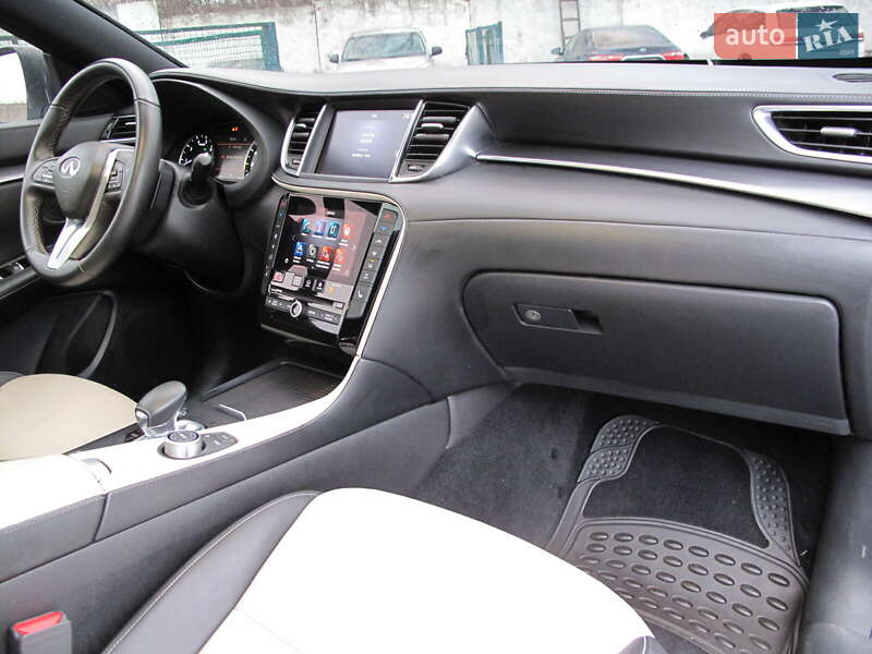 Внедорожник / Кроссовер Infiniti QX55 2021 в Киеве