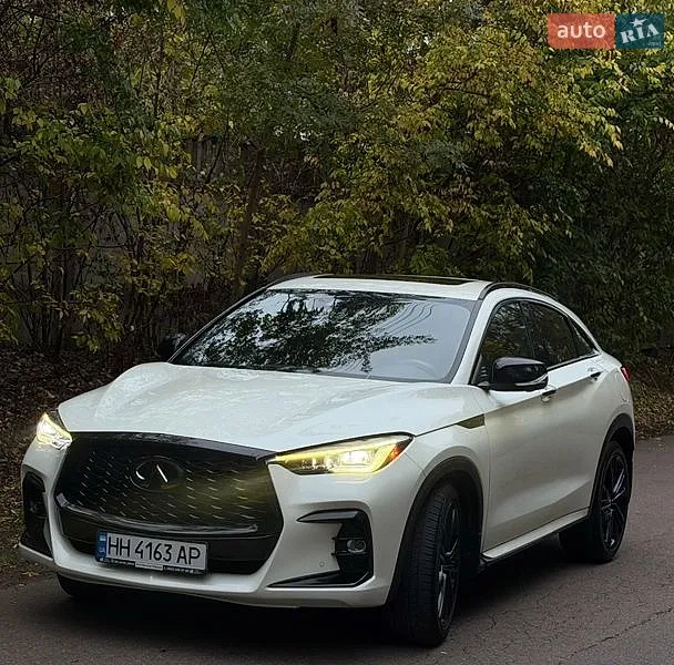 Infiniti QX55