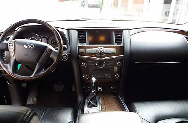  Infiniti QX56 2010 в Киеве