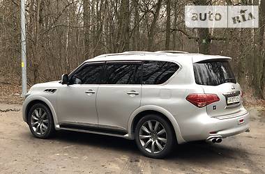 Позашляховик / Кросовер Infiniti QX56 2010 в Києві