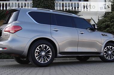 Позашляховик / Кросовер Infiniti QX56 2012 в 