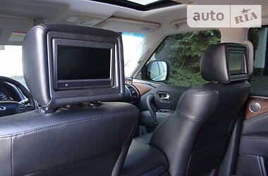 Позашляховик / Кросовер Infiniti QX56 2012 в 