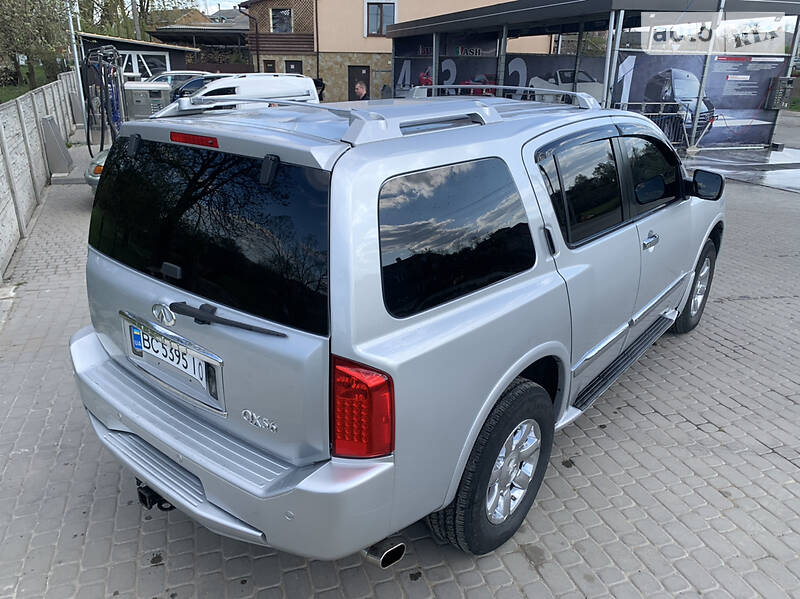 Позашляховик / Кросовер Infiniti QX56 2004 в Львові
