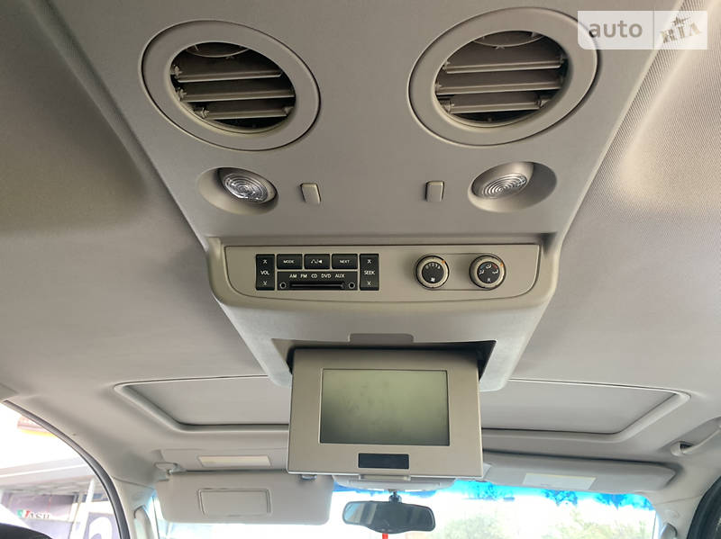 Позашляховик / Кросовер Infiniti QX56 2004 в Львові