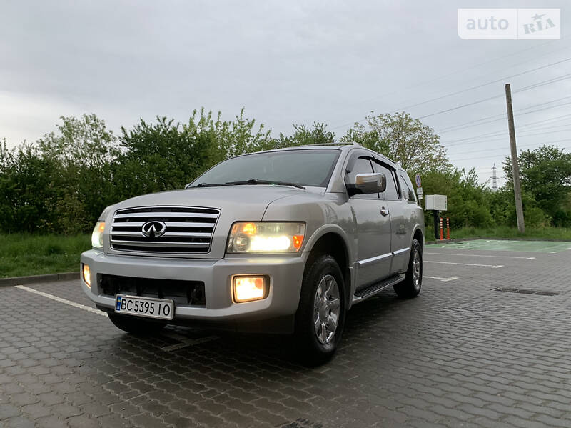 Позашляховик / Кросовер Infiniti QX56 2004 в Львові