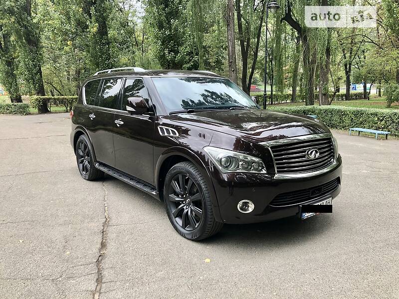 Внедорожник / Кроссовер Infiniti QX56 2010 в Киеве