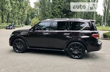 Внедорожник / Кроссовер Infiniti QX56 2010 в Киеве