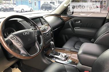 Внедорожник / Кроссовер Infiniti QX56 2010 в Киеве