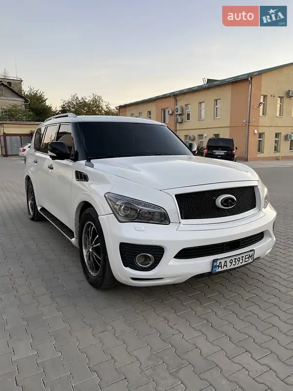 Infiniti QX56