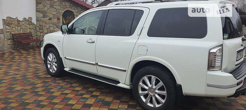 Внедорожник / Кроссовер Infiniti QX56 2008 в Надворной