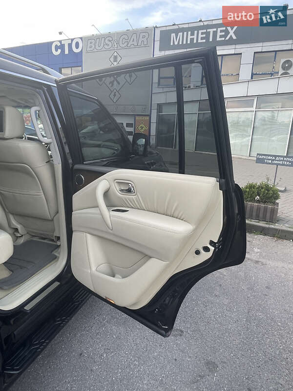 Внедорожник / Кроссовер Infiniti QX56 2011 в Виннице