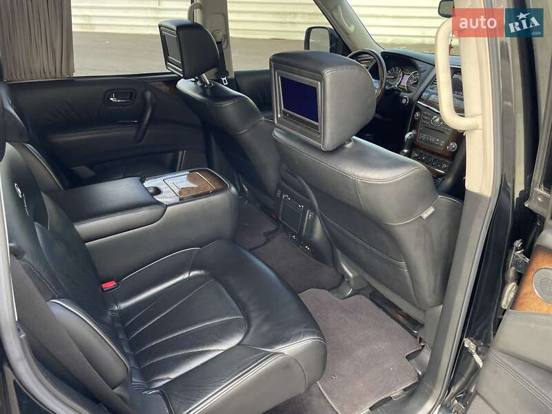 Внедорожник / Кроссовер Infiniti QX56 2010 в Львове