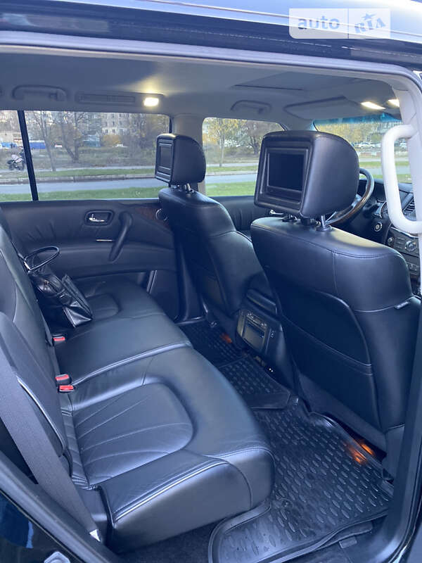 Внедорожник / Кроссовер Infiniti QX56 2011 в Запорожье