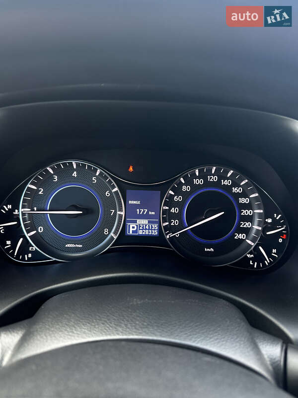 Внедорожник / Кроссовер Infiniti QX56 2011 в Ирпене фото 9 Внедорожник / Кроссовер Infiniti QX56 2011 в Ирпене