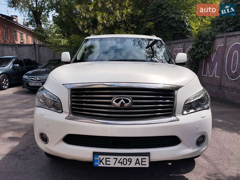 Позашляховик / Кросовер Infiniti QX56 2011 в Кам'янському