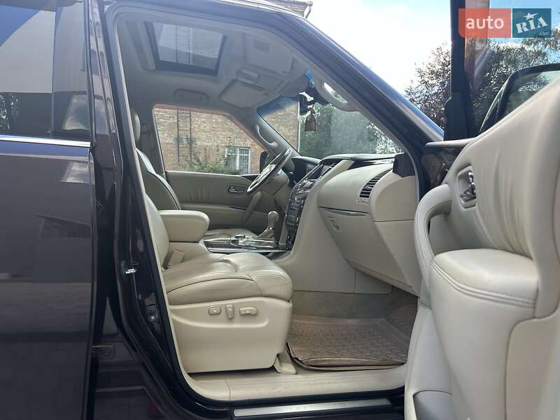 Внедорожник / Кроссовер Infiniti QX56 2011 в Черкассах