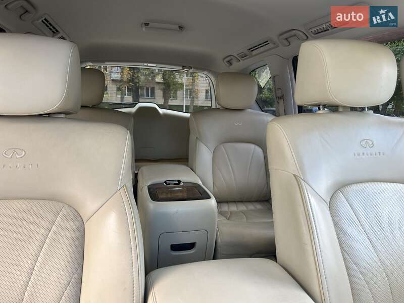 Внедорожник / Кроссовер Infiniti QX56 2011 в Черкассах