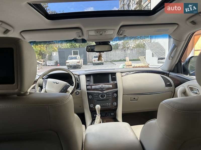 Внедорожник / Кроссовер Infiniti QX56 2011 в Черкассах