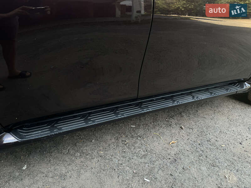 Внедорожник / Кроссовер Infiniti QX56 2010 в Чернигове