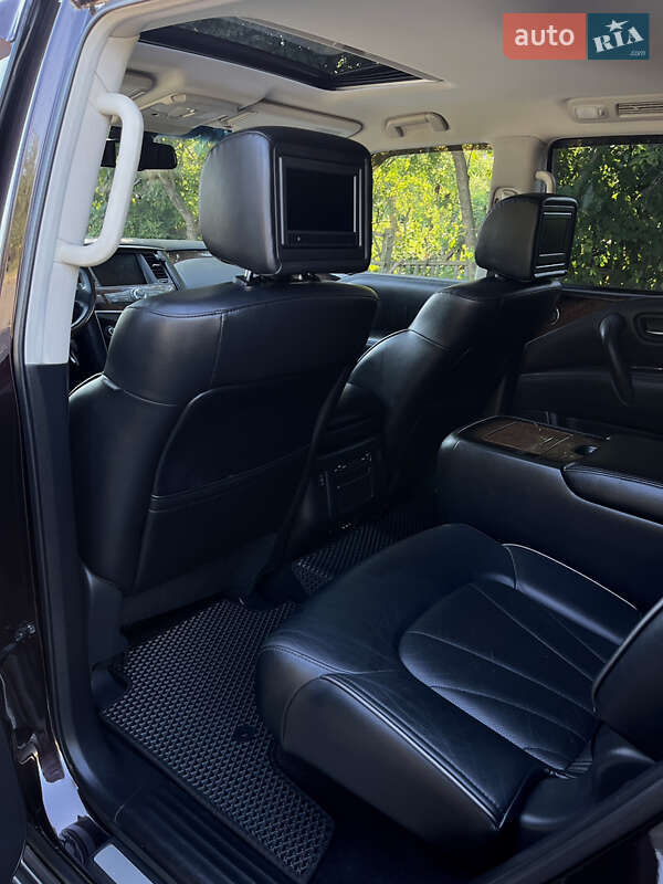 Внедорожник / Кроссовер Infiniti QX56 2010 в Чернигове