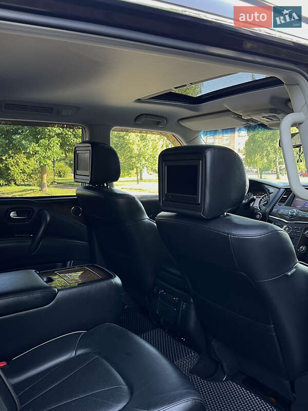 Внедорожник / Кроссовер Infiniti QX56 2010 в Чернигове