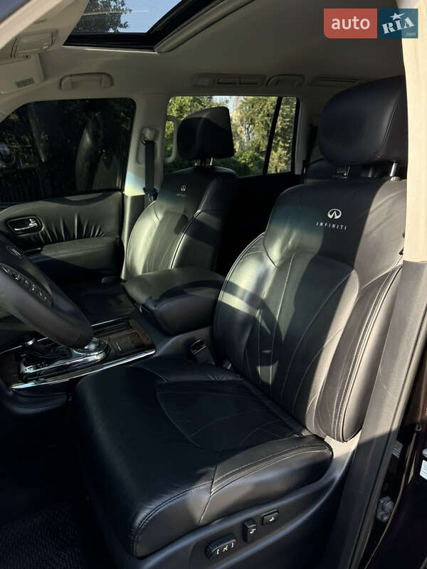 Внедорожник / Кроссовер Infiniti QX56 2010 в Чернигове