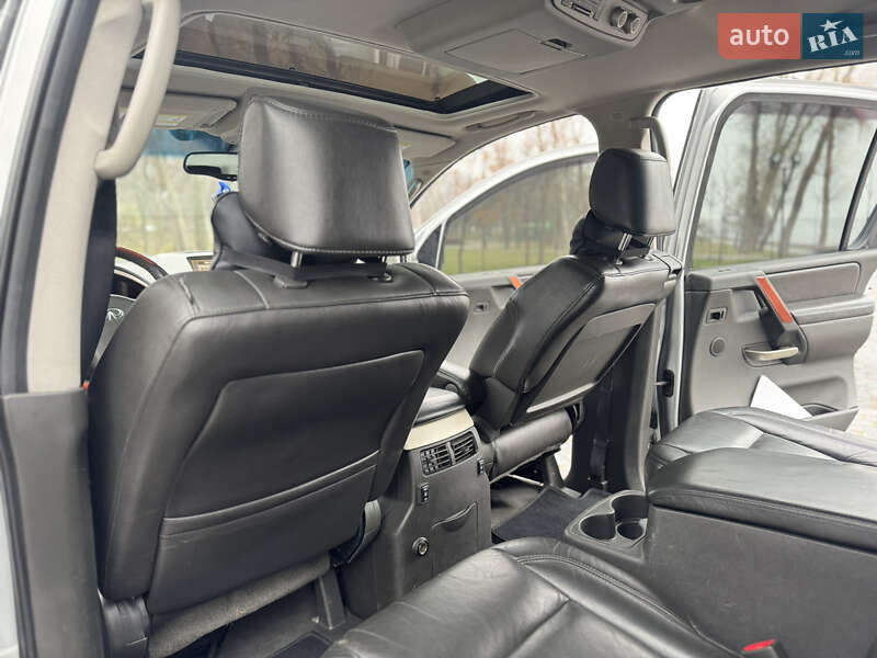 Позашляховик / Кросовер Infiniti QX56 2005 в Києві