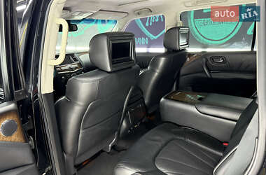 Внедорожник / Кроссовер Infiniti QX56 2010 в 