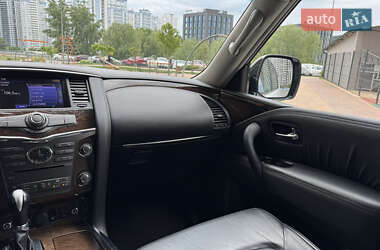 Внедорожник / Кроссовер Infiniti QX56 2011 в 