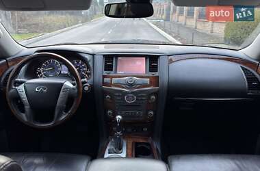 Позашляховик / Кросовер Infiniti QX56 2010 в 