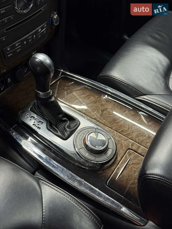 Внедорожник / Кроссовер Infiniti QX56 2012 в Одессе