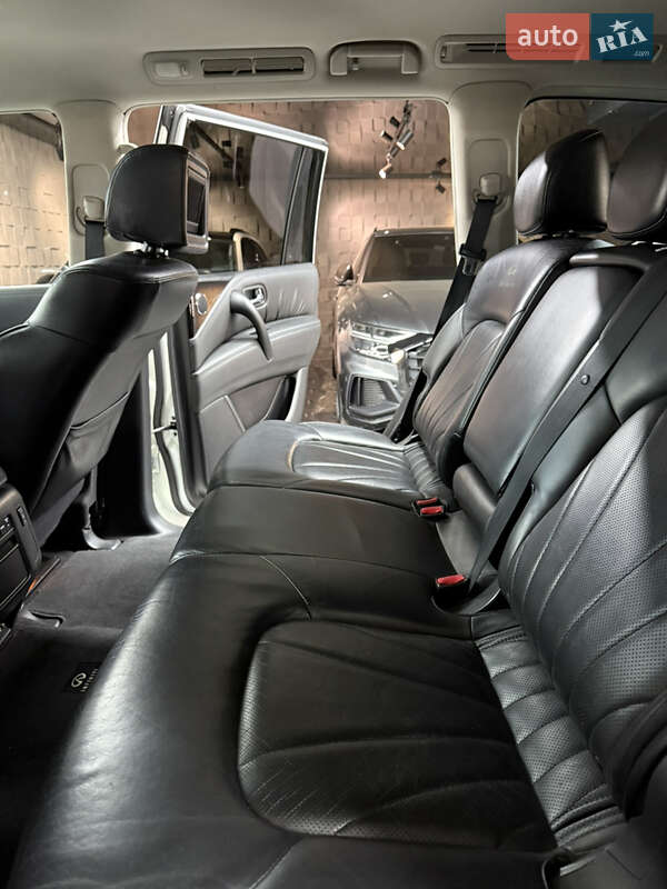 Внедорожник / Кроссовер Infiniti QX56 2012 в Одессе