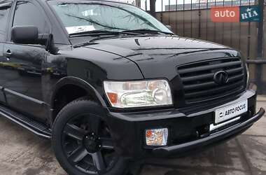 Внедорожник / Кроссовер Infiniti QX56 2005 в 