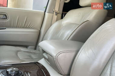 Внедорожник / Кроссовер Infiniti QX56 2011 в 