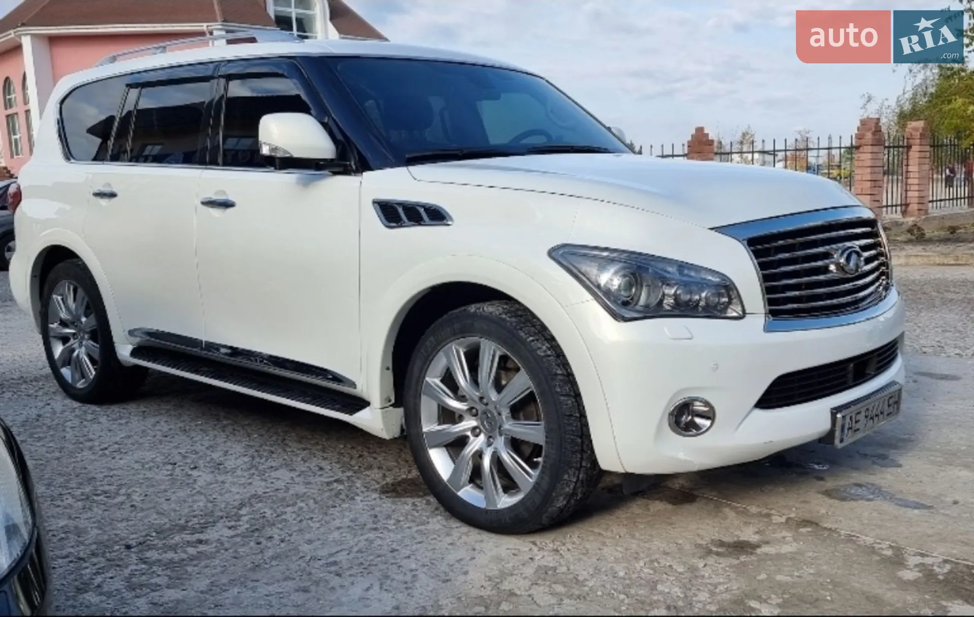 2011 Infiniti QX56 - мініатюра 7