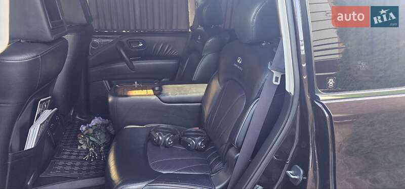 Внедорожник / Кроссовер Infiniti QX56 2010 в Тернополе