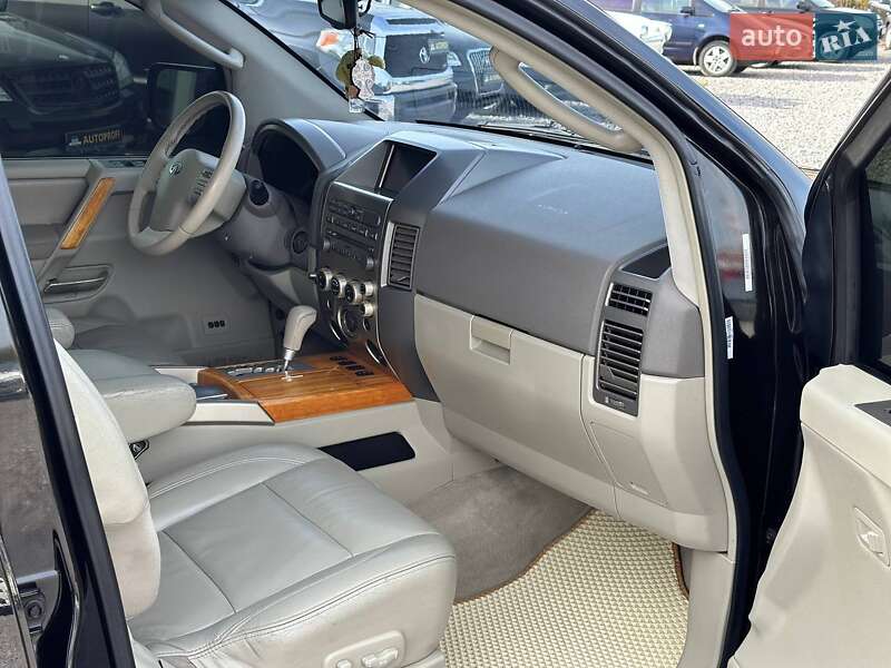 Внедорожник / Кроссовер Infiniti QX56 2005 в Харькове