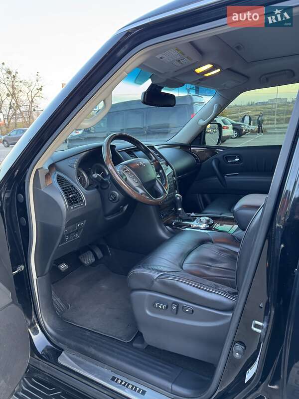 Внедорожник / Кроссовер Infiniti QX56 2010 в Киеве фото 8 Внедорожник / Кроссовер Infiniti QX56 2010 в Киеве