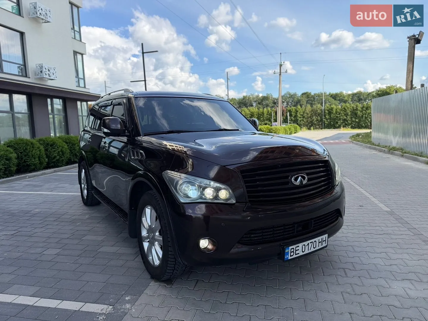 2010 Infiniti QX56 - мініатюра 26
