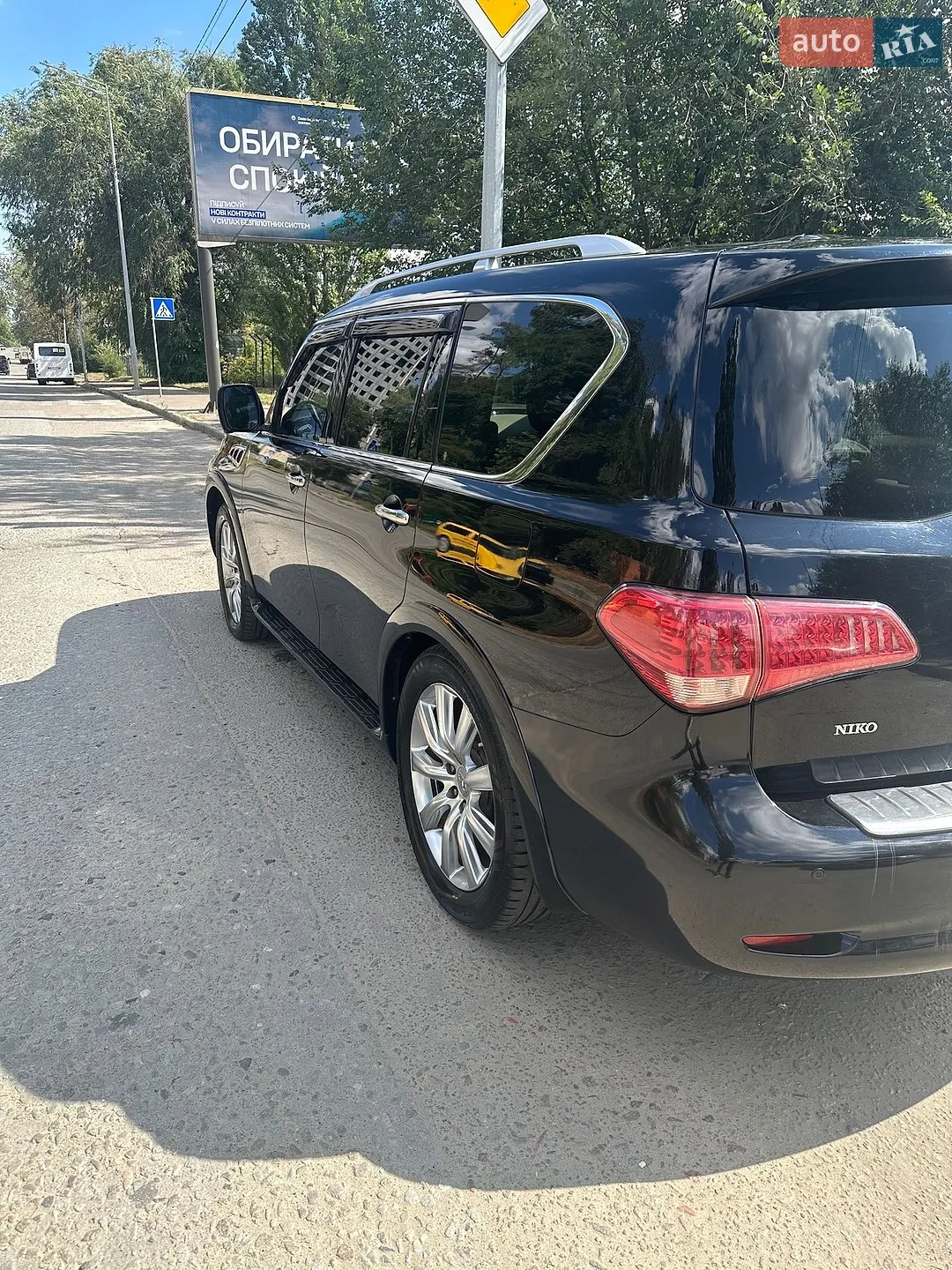 2012 Infiniti QX56 - мініатюра 4